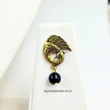 Black And Antique Beads With Antique Round Pendant Necklace