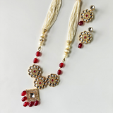 Maroon Tumble Beads With Flower Type Kundan And Square A D Kundan Necklace