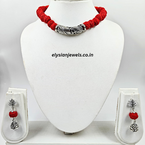 Red Cotton Beads With Leaf Design Round Pendant Oxidized Necklace