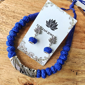 Cotton Beads With Finger Shape Round Pendant Oxidized Necklace