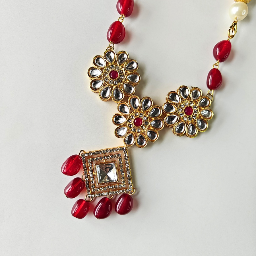 Maroon Tumble Beads With Flower Type Kundan And Square A D Kundan Necklace