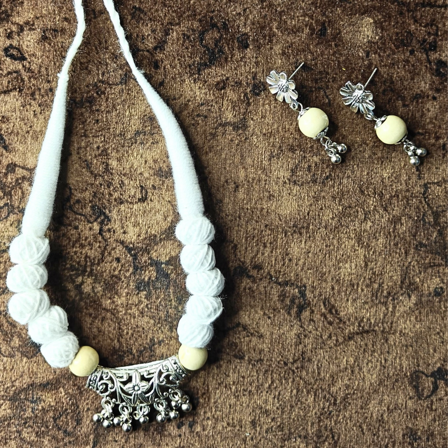 Cotton Beads With Oxidized Pendant Necklace