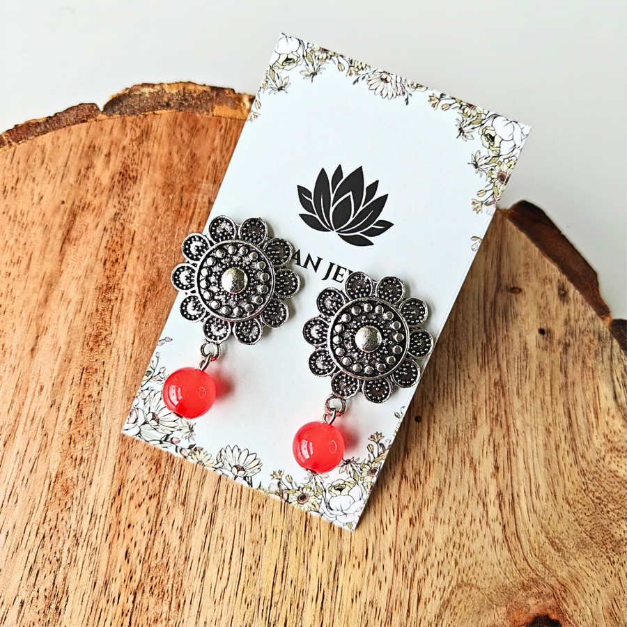Red Cotton Beads With Oxidized Pendant Hasli Necklace