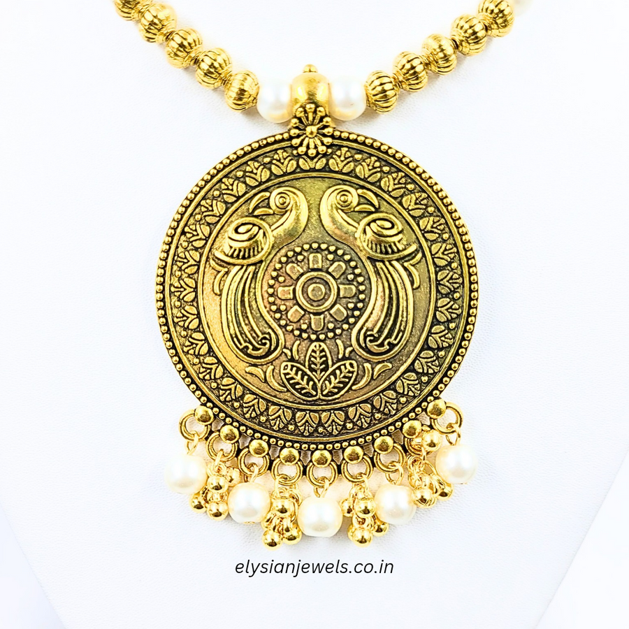 Pearl And Antique Beads With Antique Round Pendant Necklace