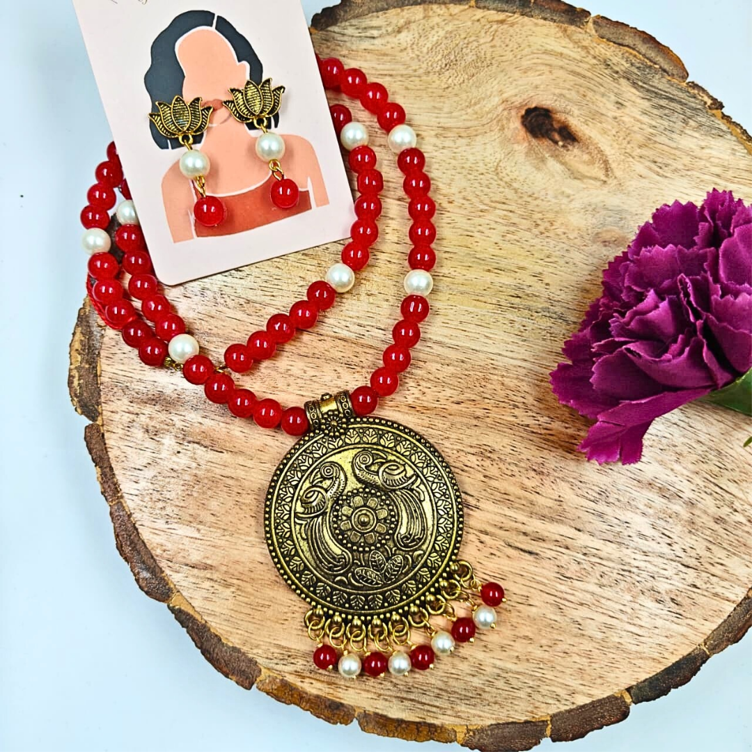 Antique Pendant Necklace